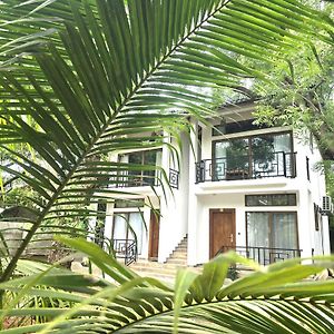 Sarras Guest House